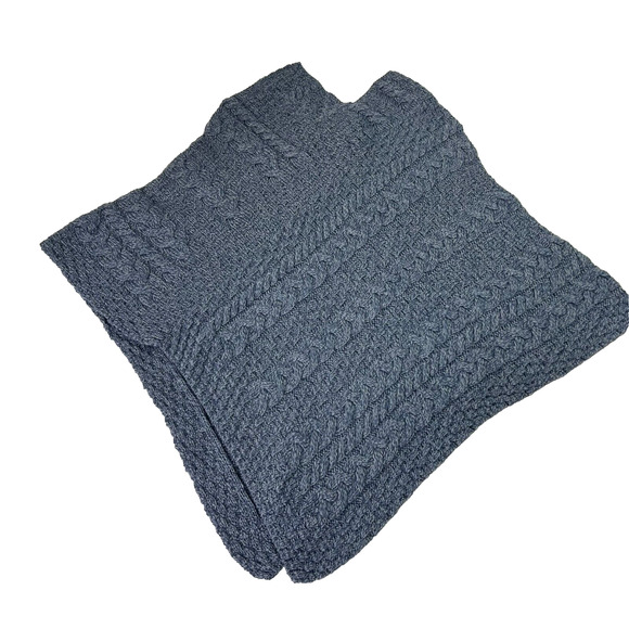 Aran Sweater Womens One Size Grey Overhead Cape Cable Knit Merino Wool Ireland - Picture 3 of 7